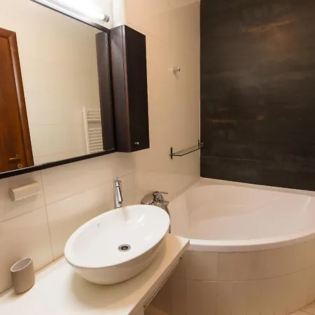 Clara Two Cozy דירה *