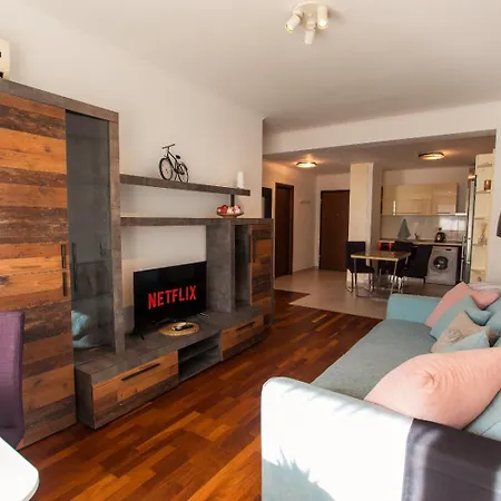 Clara Baneasa North Apartment