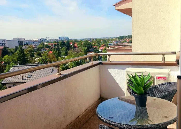 Апартаменти Clara Two Cozy Бухарест