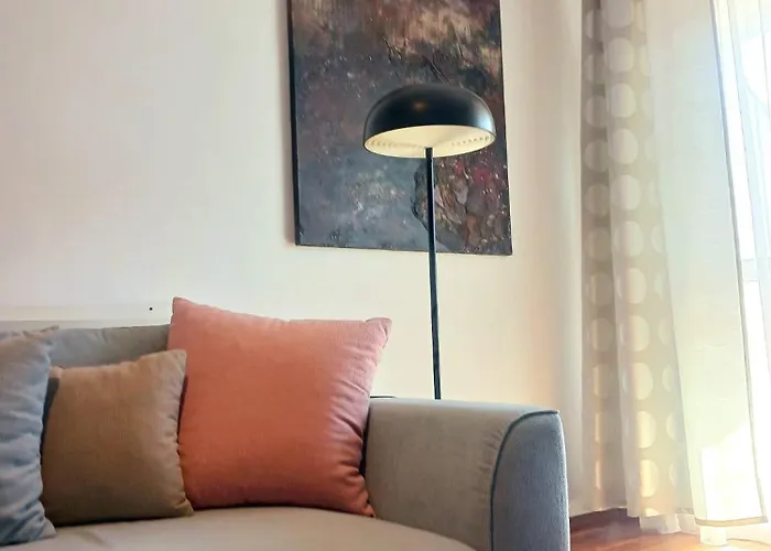 Апартаменти Clara Two Cozy Бухарест