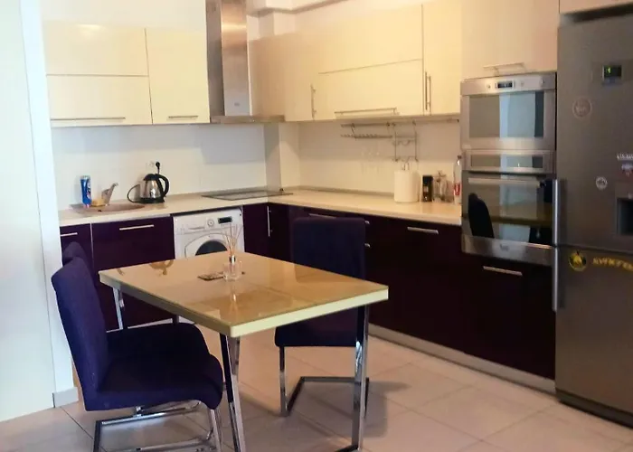 Clara Two Cozy * Бухарест