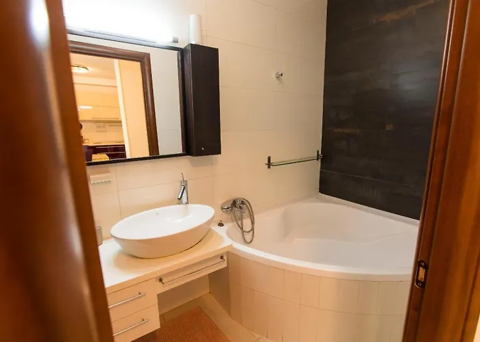 Clara Two Cozy Бухарест