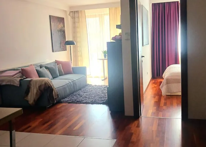 Clara Two Cozy Bukarest